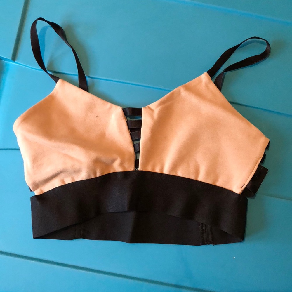 Bebe crop top